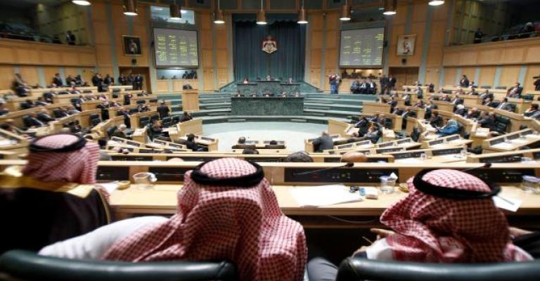 النائب البكار: الحكومة ستخفض ضريبة المبيعات على سلع غذائية مطلع 2019 النائب البكار: الحكومة ستخفض ضريبة المبيعات على سلع غذائية مطلع 2019