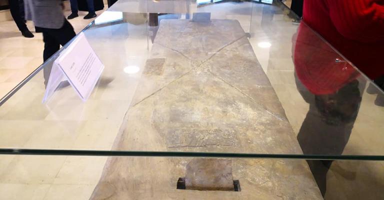 الآثار تشكل لجنة تحقيق في "سرقة محتملة" لمحتويات تابوت بيزنطي الآثار تشكل لجنة تحقيق في "سرقة محتملة" لمحتويات تابوت بيزنطي