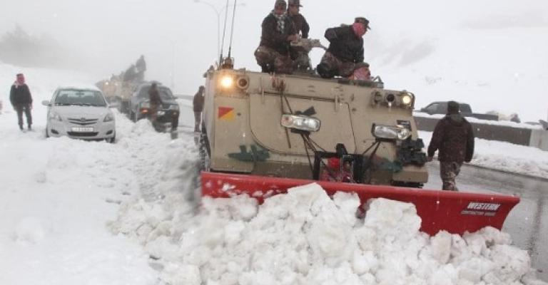 الجيش يخلي ركاب حافلة معتمرين في معان