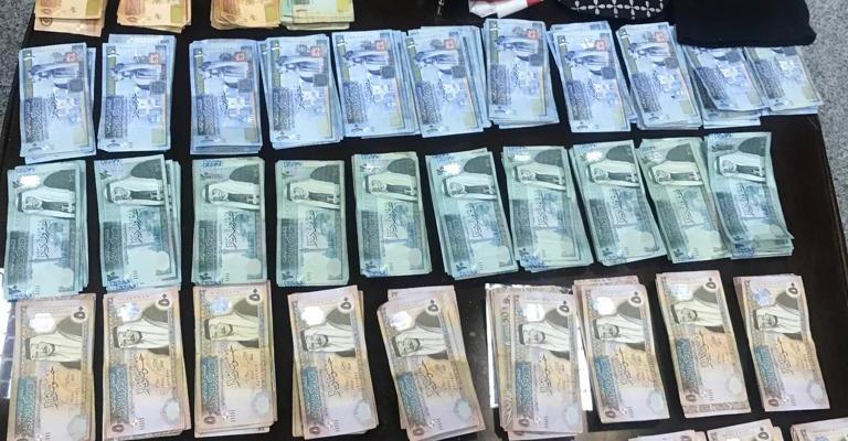 القبض على منفذ السطو على بنك الاسكان.