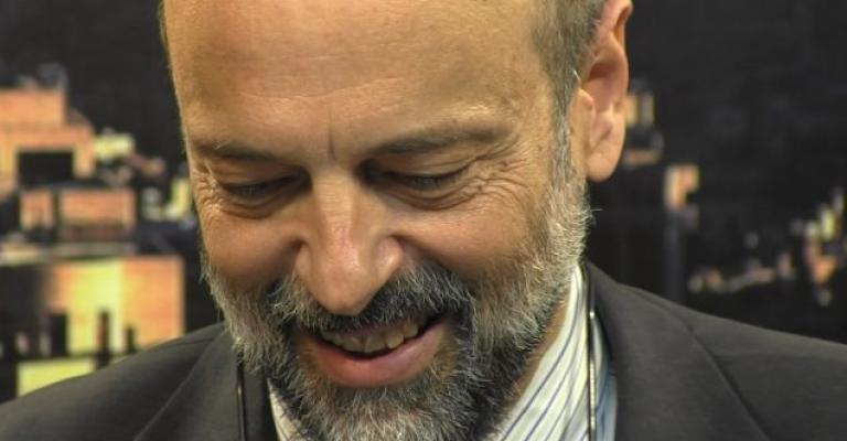 الرزاز يشكّل لجنة لإعادة النظر بقرارات «التقاعد والاستيداع» في الجمارك و«المناطق الحرّة»