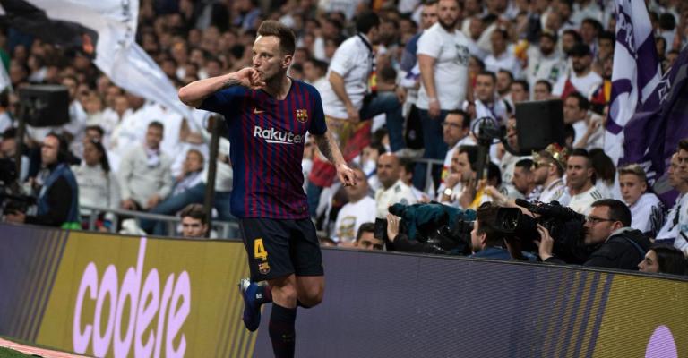 برشلونة يواصل «هزيمة» ريال مدريد (صور)