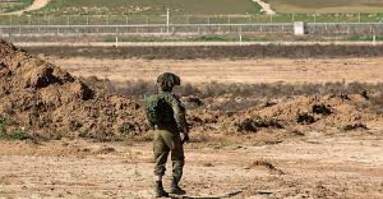 الاحتلال يعتقل أردنيين تسللا عبر الحدود