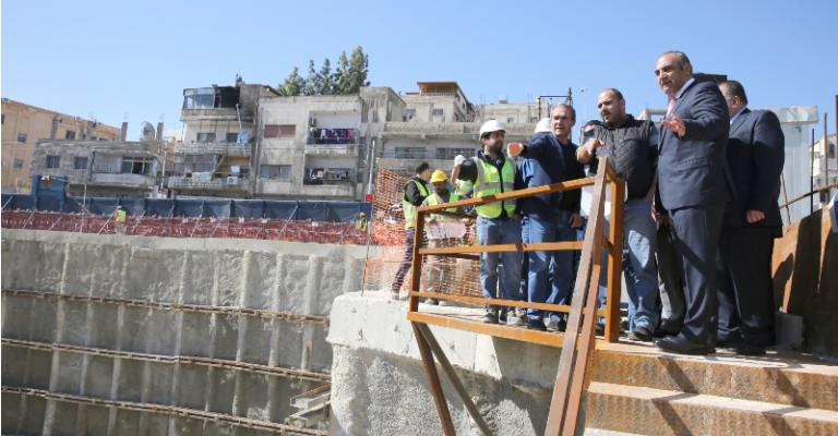 امين عمان يدعو لرفع وتيرة العمل في الباص السريع