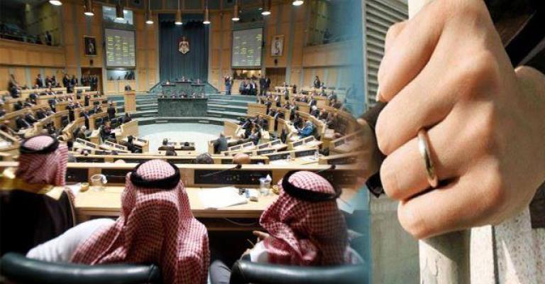 مطالب نيابية باتخاذ إجراءات بحق شركات تمول الغارمات مطالب نيابية باتخاذ إجراءات بحق شركات تمول الغارمات