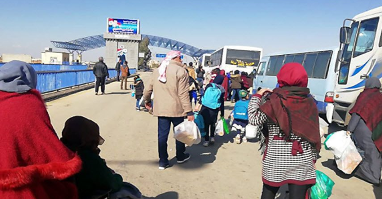 لاجئون سوريون يرفضون العودة إلى سوريا في ظل غياب حرية الرأي والتعبير.