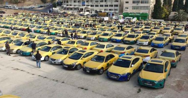 النقل البري : ترخيص تطبيقات النقل الذكية مسموح حصرا للتاكسي الأصفر النقل البري : ترخيص تطبيقات النقل الذكية مسموح حصرا للتاكسي الأصفر