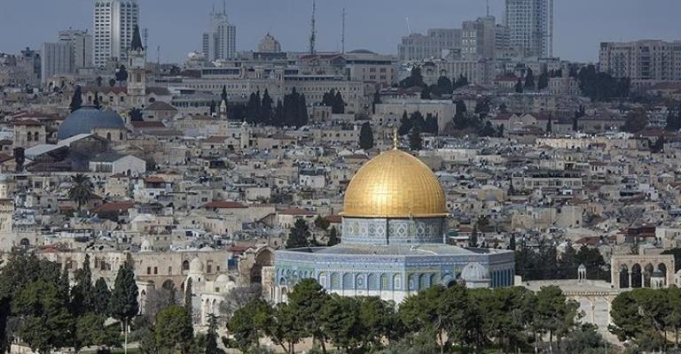"فلنشعل قناديل صمودها".. حملة أردنية لترميم بلدات القدس