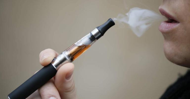 توجه للسماح بإدخال السجائر الإلكترونية للأسواق المحلية توجه للسماح بإدخال السجائر الإلكترونية للأسواق المحلية