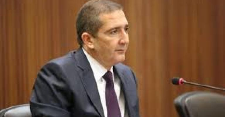 سمير الرفاعي: الحكومة غير قادرة على زيادة الرواتب سمير الرفاعي: الحكومة غير قادرة على زيادة الرواتب