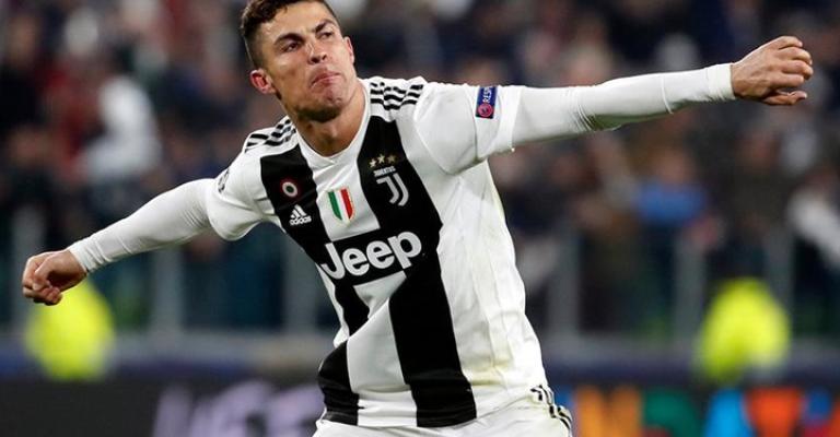 أليغري يتحدث عن إمكانية مشاركة رونالدو ضد أياكس أليغري يتحدث عن إمكانية مشاركة رونالدو ضد أياكس