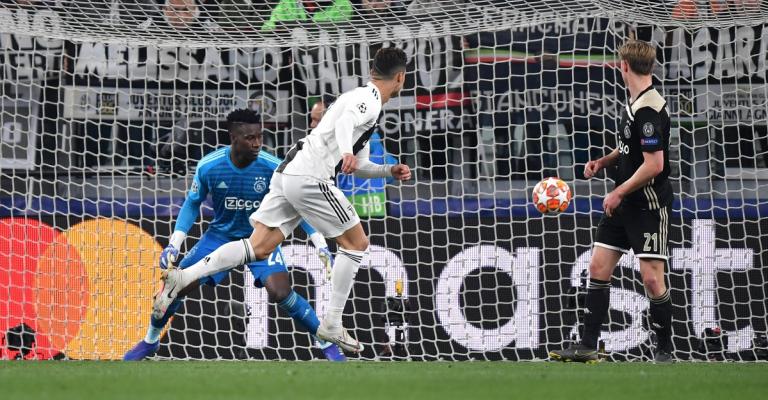 ياكس يضيف يوفنتوس ورونالدو إلى ضحاياه