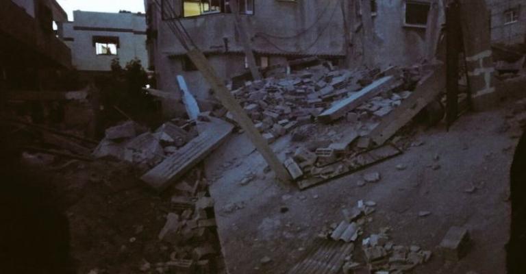 الاحتلال يواصل عدوانه على غزة.. والمقاومة الفلسطينية ترد (صور)