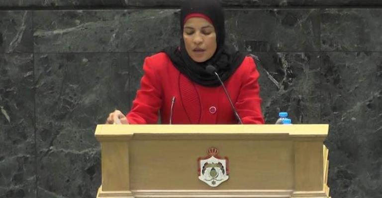 توقيف النائب فضية الديات ورفض تكفيلها لصفعها ضابطاً