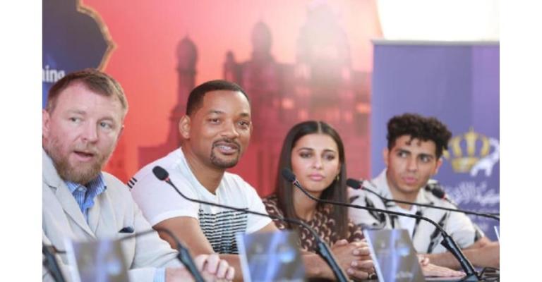 النجم العالمي ويل سميث يعلن بدء عرض فيلم «علاء الدين» في عمان النجم العالمي ويل سميث يعلن بدء عرض فيلم «علاء الدين» في عمان