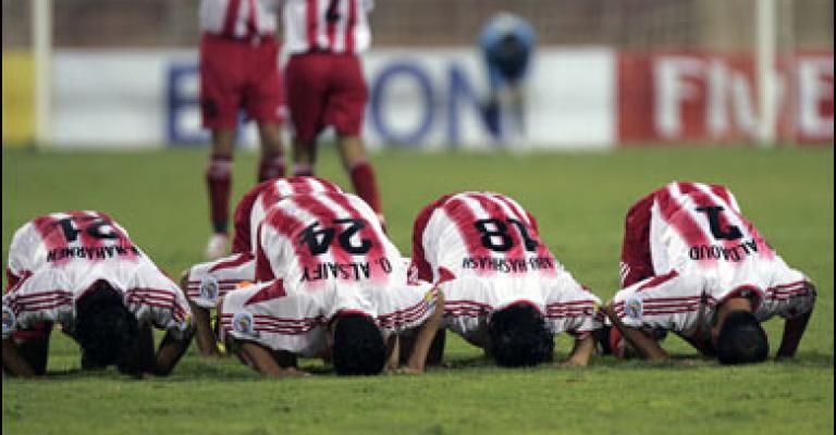 سباق محموم نحو المربع الذهبي ببطولة الكأس