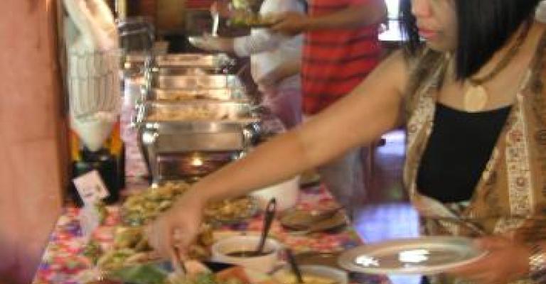 منتجات فلبينية في أسواق أردنية لجمهور فلبيني
