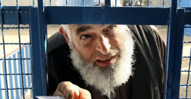لا زيادة لاجور العاملين في الاونروا
