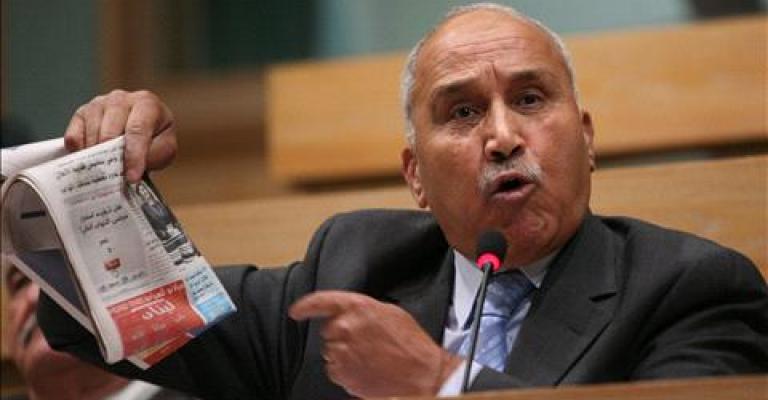 فيديو النائب الغرايبة: اقتراح عقد جلسة سرية بعد تأزم الأوضاع فيديو النائب الغرايبة: اقتراح عقد جلسة سرية بعد تأزم الأوضاع