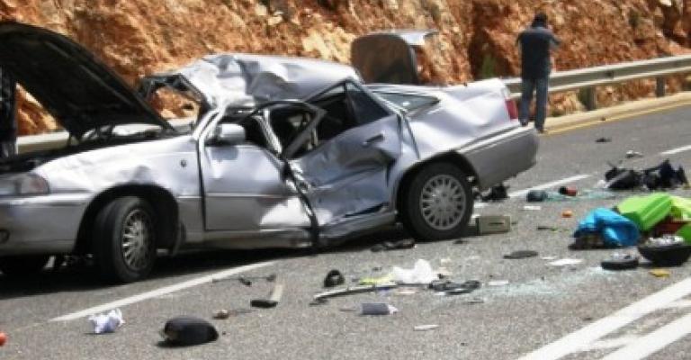 اصابة 7 في حادث سير من عائلة واحدة