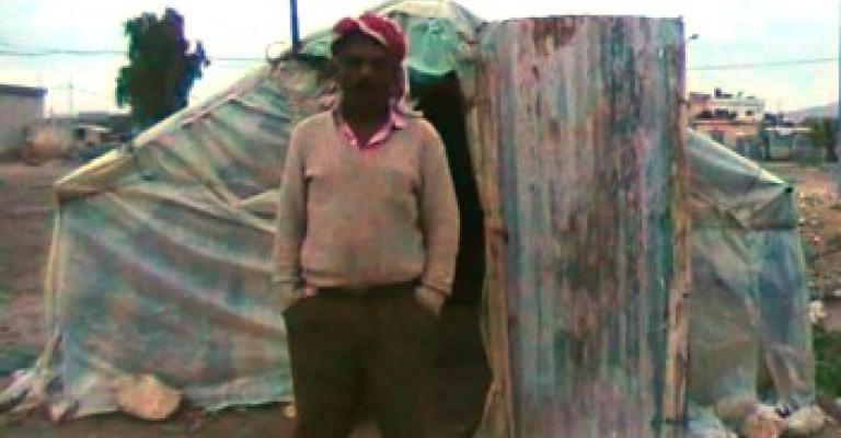 الفئران والعقارب والخمسيني موسى..شركاء بيت..(فيديو)