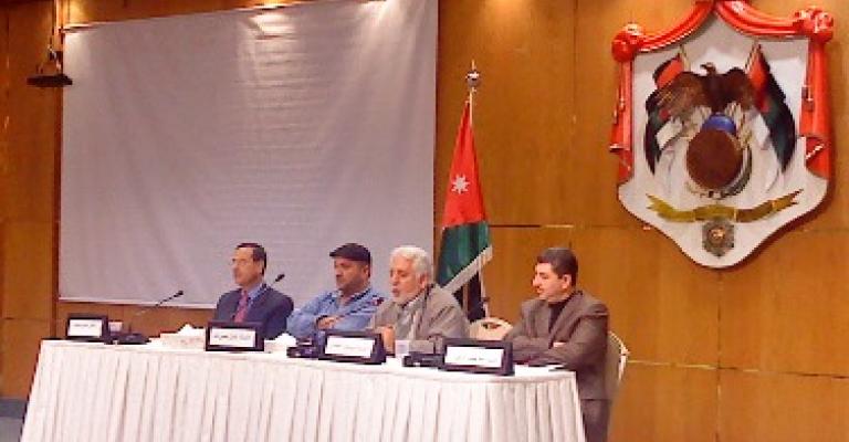 الكتابة الساخرة.. فن يناكف الواقع 