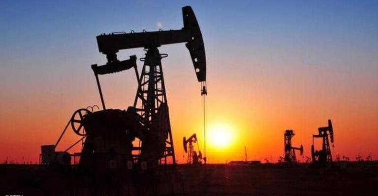 وزارة الطاقة: انخفاض أسعار المشتقات النفطية عالميا نفط