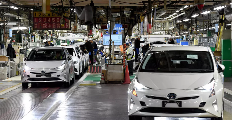 سوق العمل يواجه "أسوأ أزمة عالمية منذ الحرب العالمية الثانية" منشأة تسوتسومي للتجميع في تويوتا سيتي بمقاطعة آيشي باليابان في 8 كانون الأول/ديسمبر 2017 توشيفومي كيتامورا ا ف ب