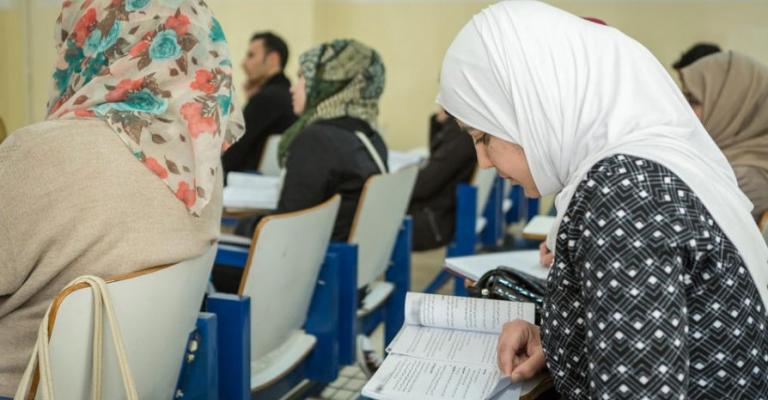 الدراسة الجامعية لشابات سوريات بين ضعف المِنح والقدرة الاقتصادية الصورة تعبيرية