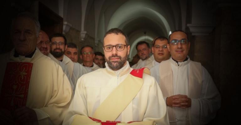 الأب فراس عبد ربه من كهنة البطريركية اللاتينية في القدس الأب فراس عبد ربه من كهنة البطريركية اللاتينية في القدس