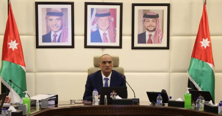 رئيس الوزراء: إنهاء خدمات المديرين العامين لشركة إدارة وتشغيل الموانئ والهيئة البحرية