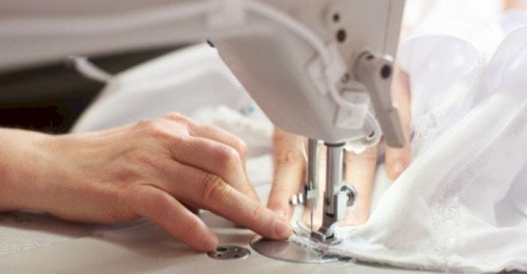 مهنة الخياطة