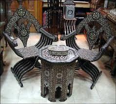 حِرَفٌ نَادِرَةٌ ظلت خلف اللاجئين في أحياء دمشق