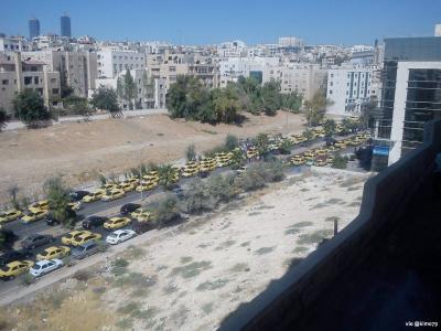 سائقو التاكسي: ثورة صفراء - فيديو