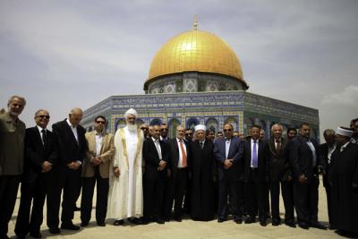 وزير الأوقاف من الأقصى: انتهاكات الاحتلال اعتداءات دولة وزير الأوقاف من الأقصى: انتهاكات الاحتلال اعتداءات دولة