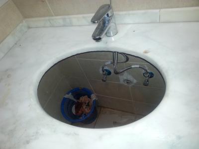 تردي النظافة بمراحيض عيادات مستشفى الزرقاء