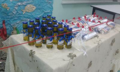 مدرسة "رملة" بالرصيفة تتبنى مبادرة "كاسة زيت من كل بيت" مدرسة "رملة" بالرصيفة تتبنى مبادرة "كاسة زيت من كل بيت"