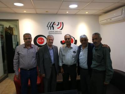 السائق في راديو البلد