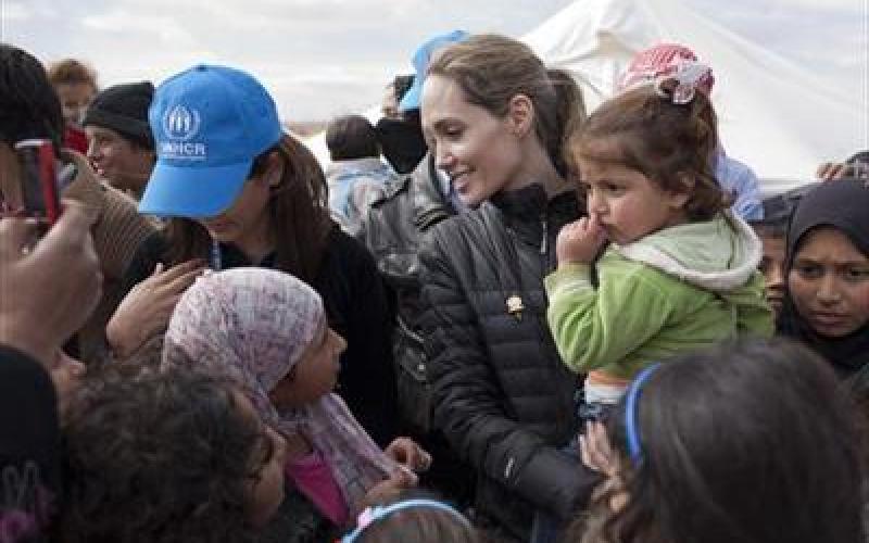 مشاهير وصلوا الزعتري - صوت