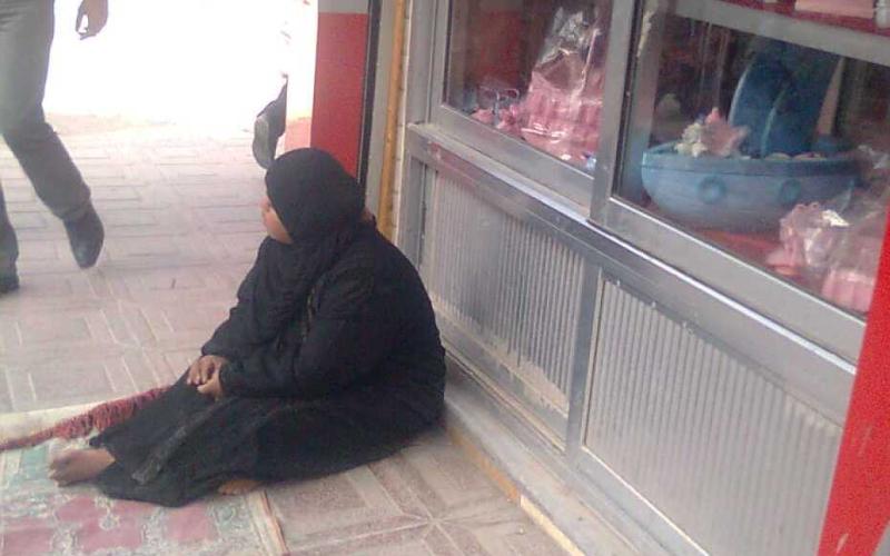 تسول اللاجئين السوريين ظاهرة تشي بتقصير الجمعيات في المفرق- صوت 