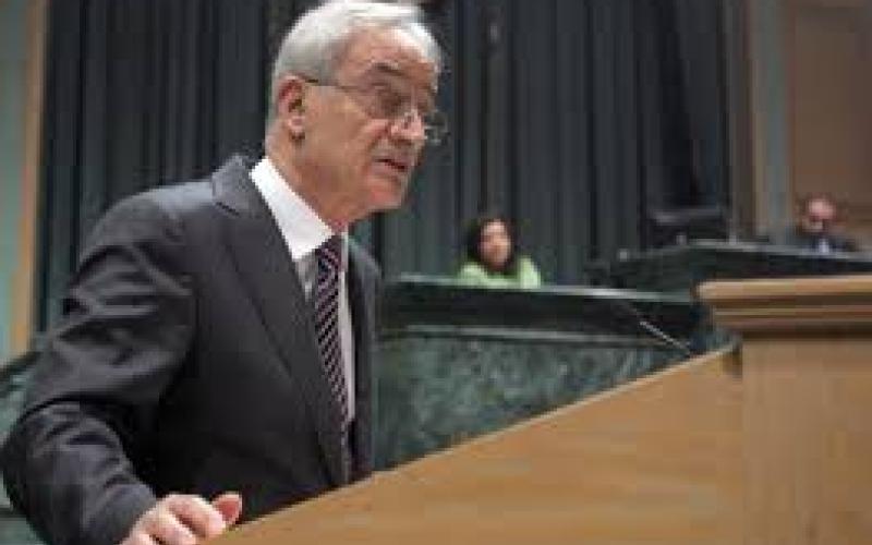 طوقان: الحكومة بين خيار إصلاح القطاع العام أو عدم دفع الرواتب