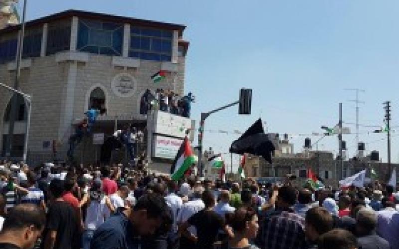 تشييع جثمان الشهيد الطفل ابوخضير 