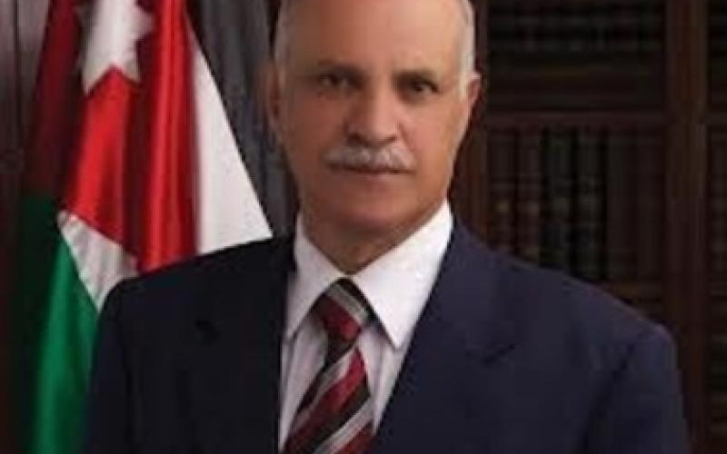 فريحات يطالب بإطلاع المجلس على المساعدات الخارجية  