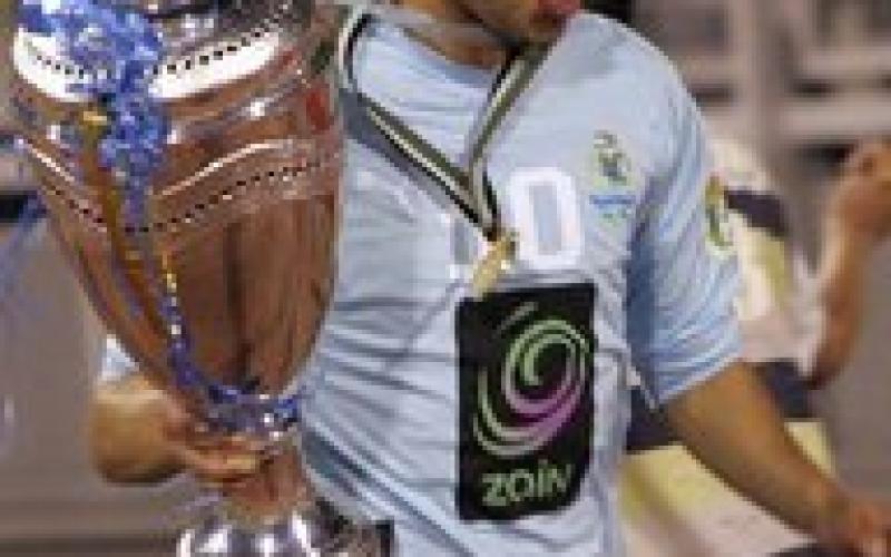 النسر الأزرق يحلق بالدوري بعد غياب 5 مواسم