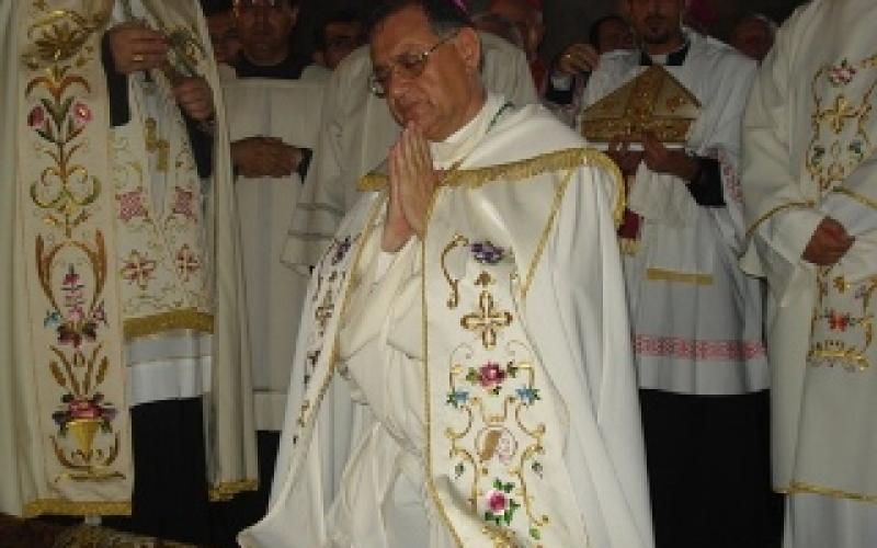 البطريرك طوال يرعى مؤتمر الشبيبة