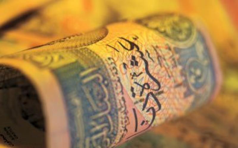 اقتصاديون يرصدون تناقضاً في الإجراءات الإصلاحية للحكومة