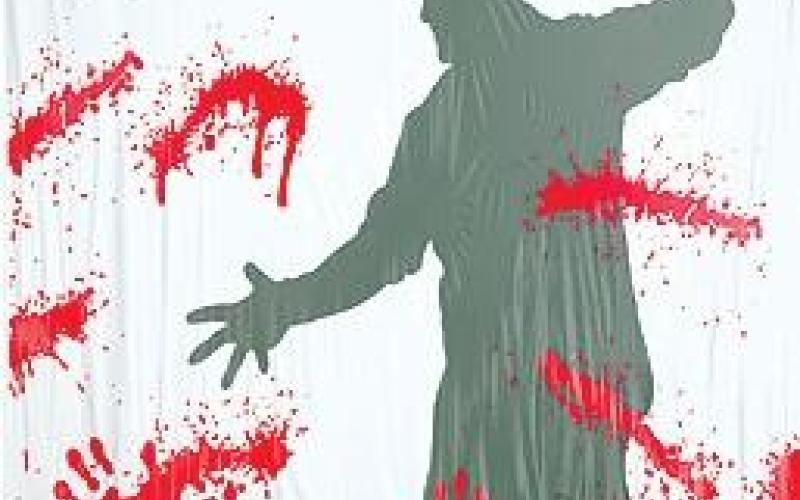 3 تهم لأب قتل ابنته بعد ان حملت منه سفاحا