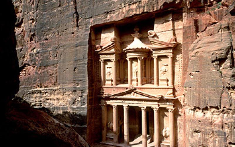 منحة أميركية لحماية البتراء من أخطار السيول