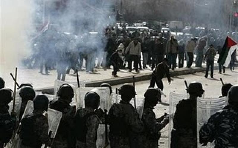 لماذا منع التظاهر امام السفارة الاسرائيلية ؟ 