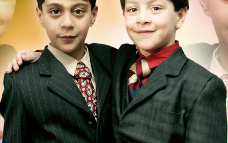 إسرائيليون يدعون لقتل نجوم "طيور الجنة" 